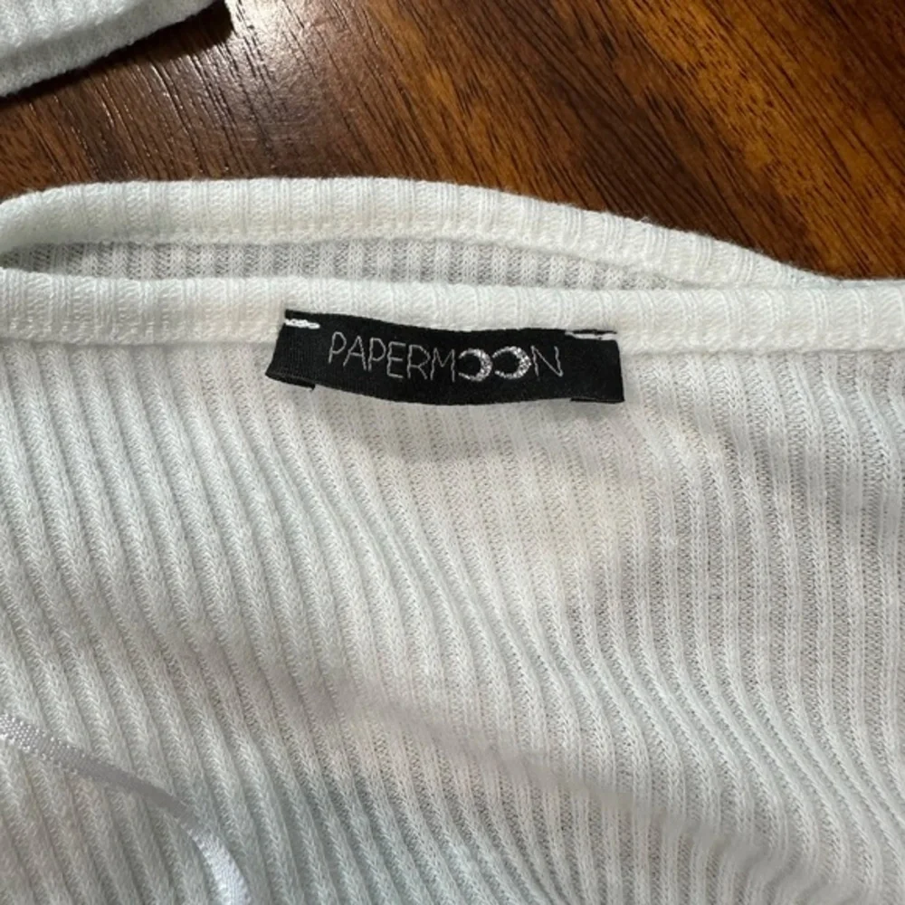 PaperMoon Crop Top White - Size S.